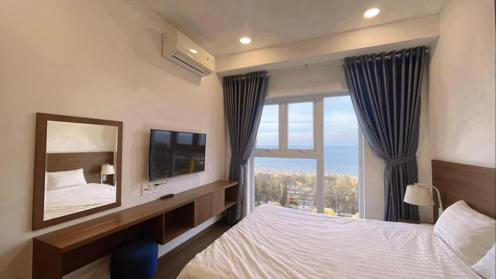 Mermaid Seaview Apartment Vung Tau-Suhsi Homestay 0*,  Vietnam